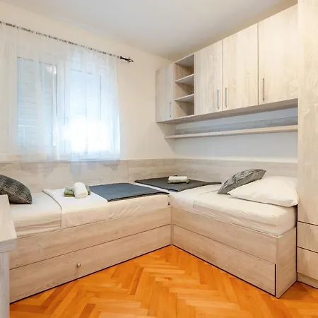 29 Apartment Makarska